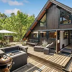 4 Bedroom Awesome In * Højby