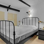 4 Bedroom Awesome In Dom wakacyjny Højby