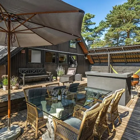 4 Bedroom Awesome In Holiday home