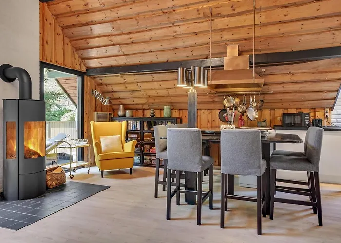 4 Bedroom Awesome In